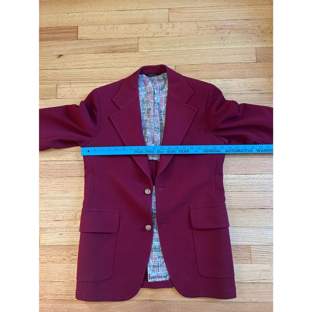 Vintage Cricketeer Famous-Barr Burgundy Textured Blazer Gold Crest Buttons - Picture 4 of 5